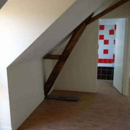 Renove En Pleine Campagne Pres Du Mans : 5 Chambres, Terrasse, Barbecue, Acces Paris Facile *
